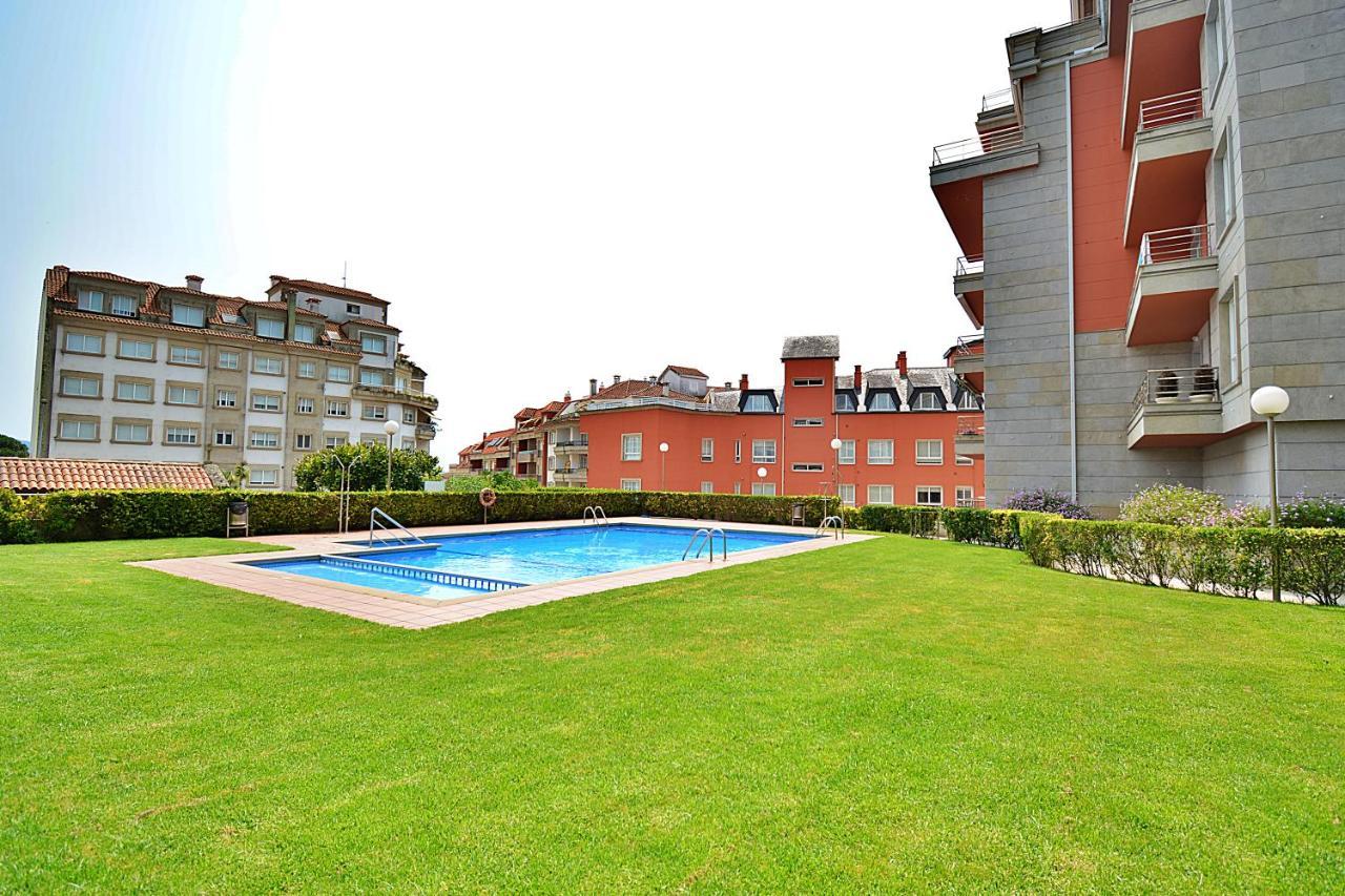 Galihost - Apartamento Con Piscina En El Centro De Sanxenxo Exteriér fotografie