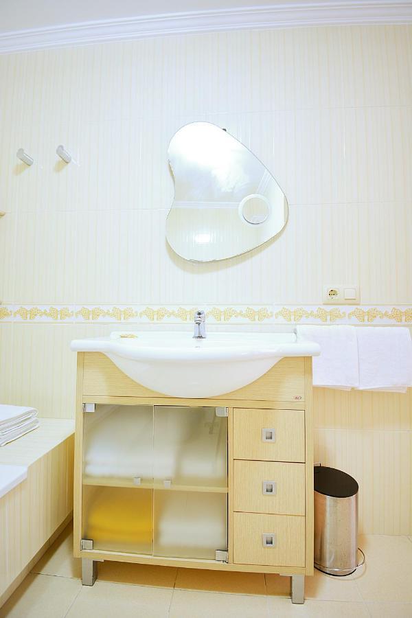 Galihost - Apartamento Con Piscina En El Centro De Sanxenxo Exteriér fotografie
