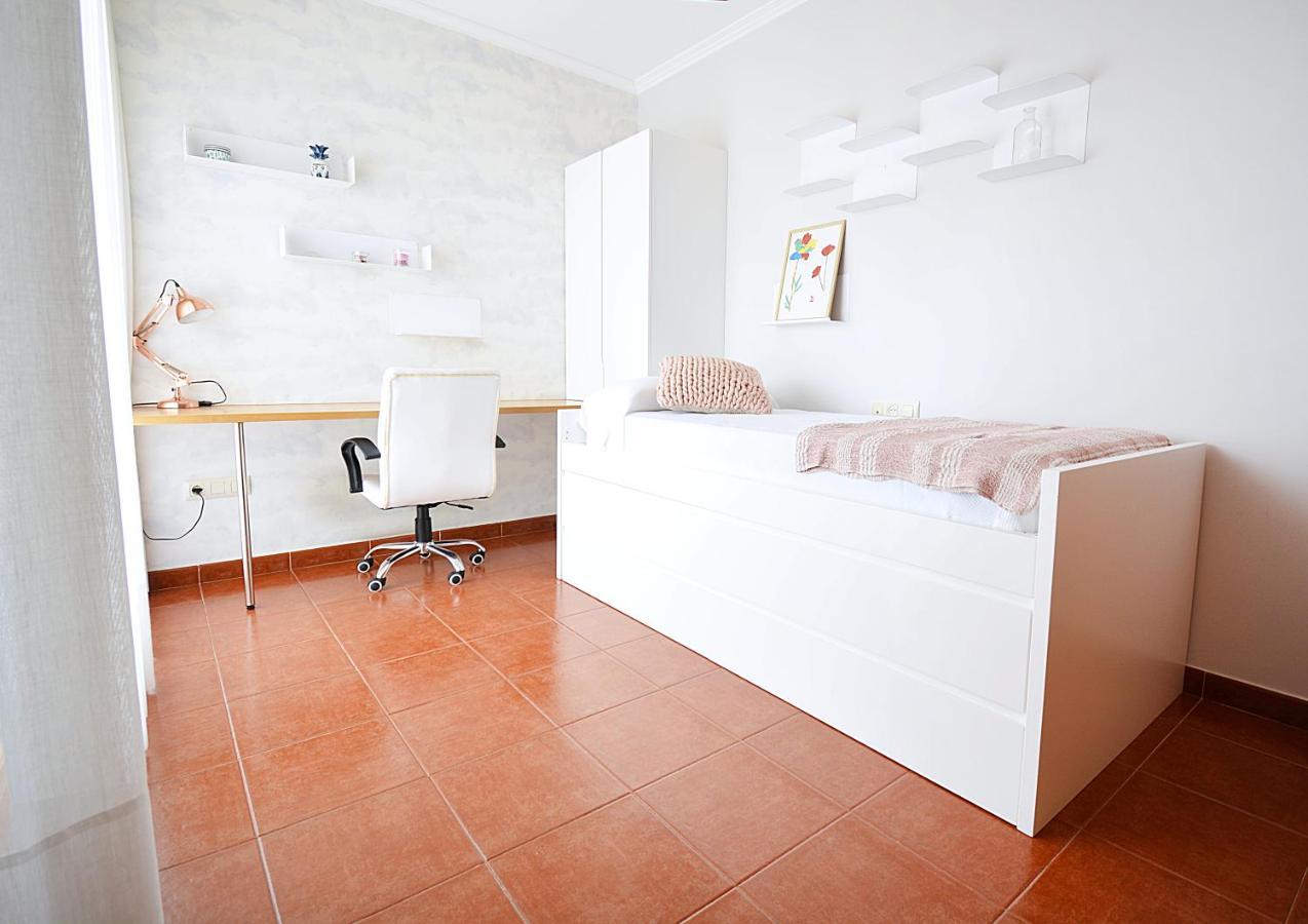 Galihost - Apartamento Con Piscina En El Centro De Sanxenxo Exteriér fotografie
