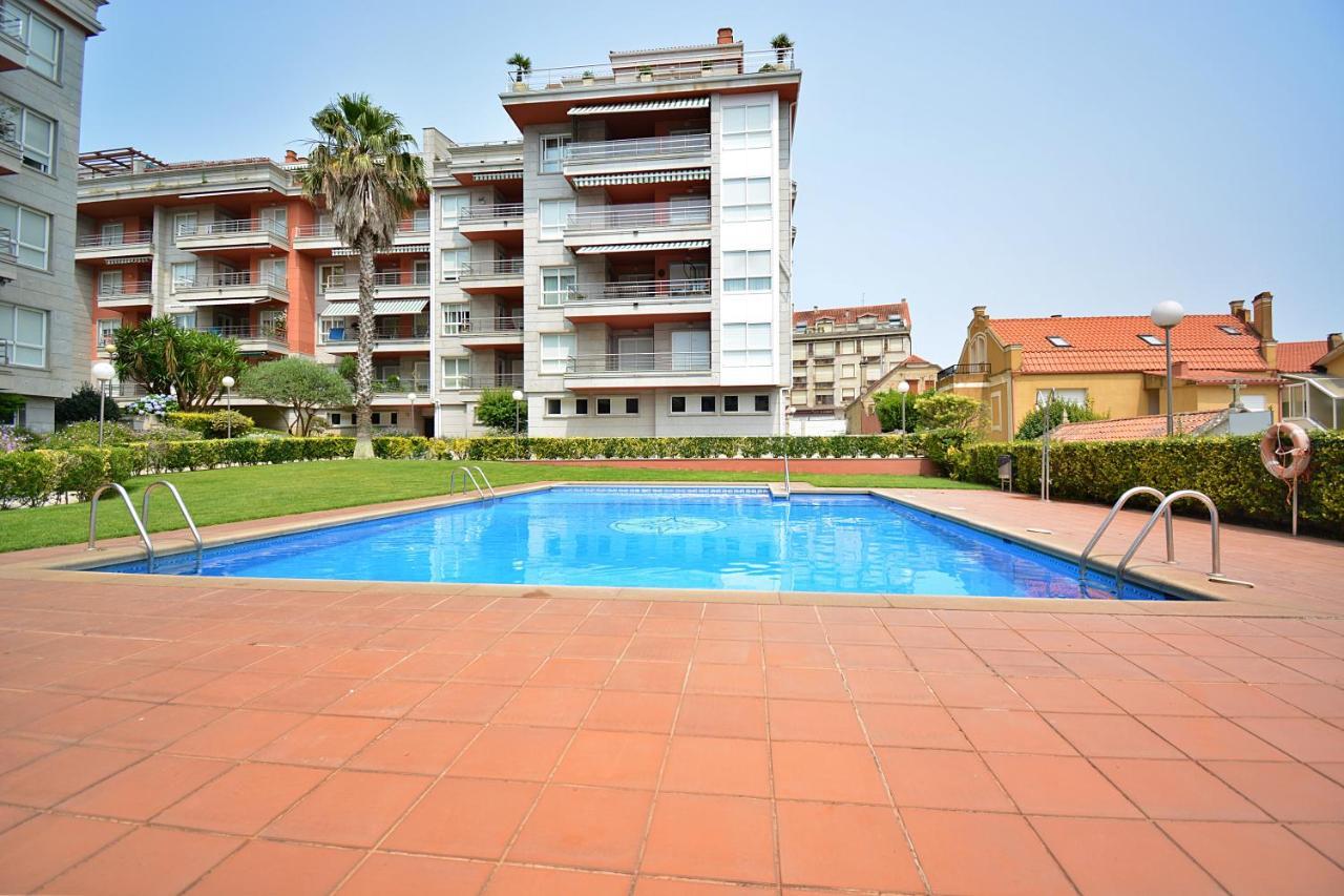 Galihost - Apartamento Con Piscina En El Centro De Sanxenxo Exteriér fotografie